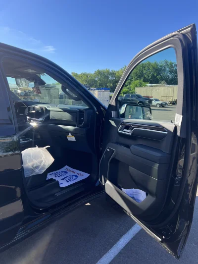 2026 CHEVY SILVERADO 1500 - LEVEL PACKAGE - BLACK (GBA) - 2026 CHEVY SILVERADO 1500 LEVEL - Image 5 of 21