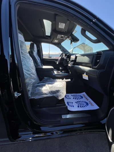 2026 CHEVY SILVERADO 1500 - LEVEL PACKAGE - BLACK (GBA) - 2026 CHEVY SILVERADO 1500 LEVEL - Image 6 of 21