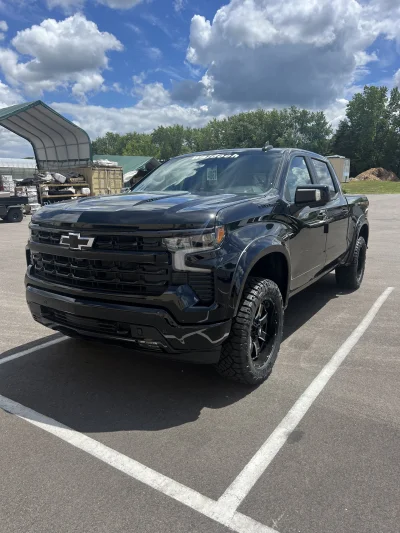2026 CHEVY SILVERADO 1500 - LEVEL PACKAGE - BLACK (GBA) - 2026 CHEVY SILVERADO 1500 LEVEL - Image 3 of 15