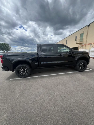 2026 CHEVY SILVERADO 1500 - LEVEL PACKAGE - BLACK (GBA) - 2026 CHEVY SILVERADO 1500 LEVEL - Image 5 of 15