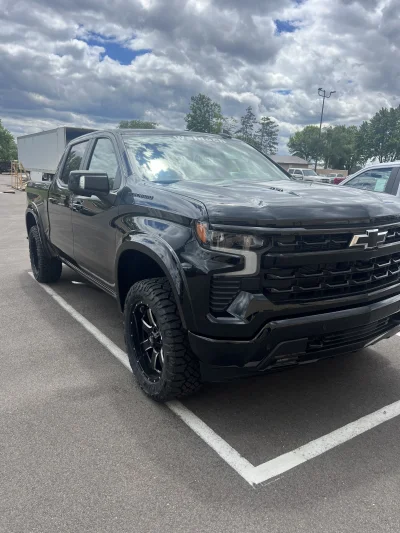2026 CHEVY SILVERADO 1500 - LEVEL PACKAGE - BLACK (GBA) - 2026 CHEVY SILVERADO 1500 LEVEL - Image 3 of 15
