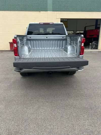 2026 CHEVY SILVERADO 1500 - LEVEL PACKAGE - STERLING GRAY (GXD) - 2026 CHEVY SILVERADO 1500 LEVEL - Image 11 of 15