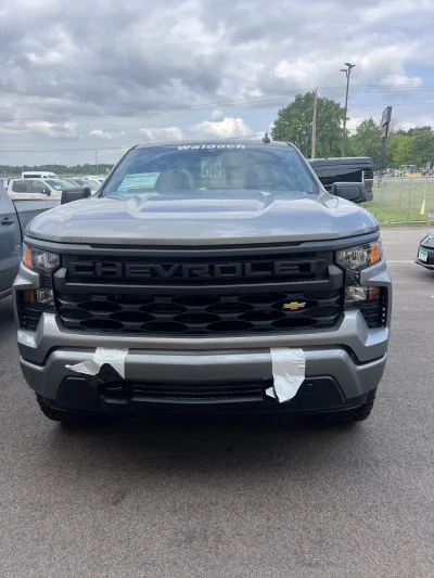 2026 CHEVY SILVERADO 1500 - LEVEL PACKAGE - STERLING GRAY (GXD) - 2026 CHEVY SILVERADO 1500 LEVEL - Image 2 of 15