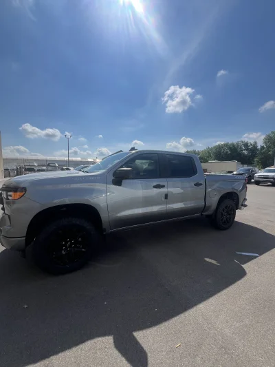 2026 CHEVY SILVERADO 1500 - LEVEL PACKAGE - STERLING GRAY (GXD) - 2026 CHEVY SILVERADO 1500 LEVEL - Image 4 of 13