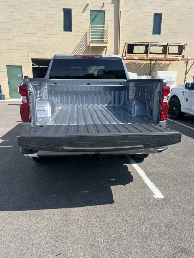 2026 CHEVY SILVERADO 1500 - LEVEL PACKAGE - STERLING GRAY (GXD) - 2026 CHEVY SILVERADO 1500 LEVEL - Image 11 of 13