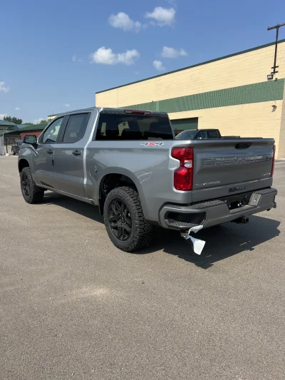 2026 CHEVY SILVERADO 1500 - LEVEL PACKAGE - STERLING GRAY (GXD) - 2026 CHEVY SILVERADO 1500 LEVEL - Image 19 of 21