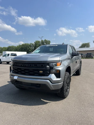 2026 CHEVY SILVERADO 1500 - LEVEL PACKAGE - STERLING GRAY (GXD) - 2026 CHEVY SILVERADO 1500 LEVEL - Image 3 of 21