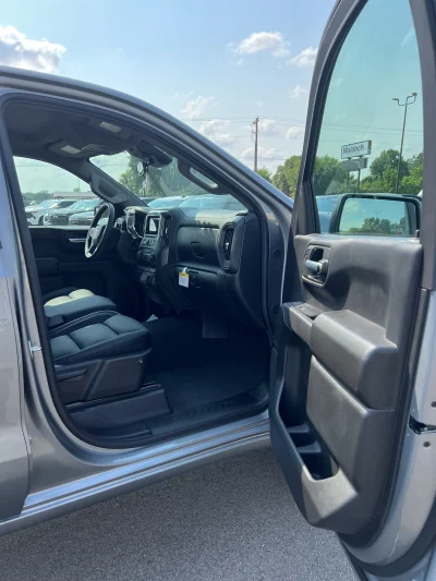 2026 CHEVY SILVERADO 1500 - LEVEL PACKAGE - STERLING GRAY (GXD) - 2026 CHEVY SILVERADO 1500 LEVEL - Image 7 of 21