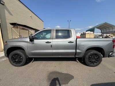 2026 CHEVY SILVERADO 1500 - LEVEL PACKAGE - STERLING GRAY (GXD) - 2026 CHEVY SILVERADO 1500 LEVEL - Image 5 of 21