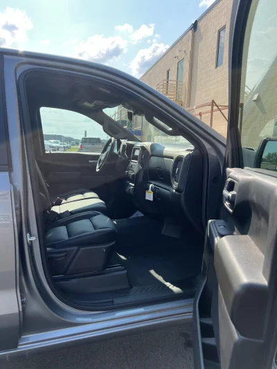 2026 CHEVY SILVERADO 1500 - LEVEL PACKAGE - STERLING GRAY (GXD) - 2026 CHEVY SILVERADO 1500 LEVEL - Image 6 of 21
