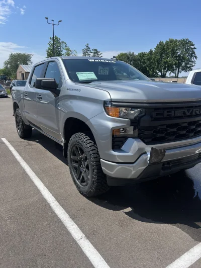 2026 CHEVY SILVERADO 1500 - LEVEL PACKAGE - STERLING GRAY (GXD) - 2026 CHEVY SILVERADO 1500 LEVEL - Image 3 of 15
