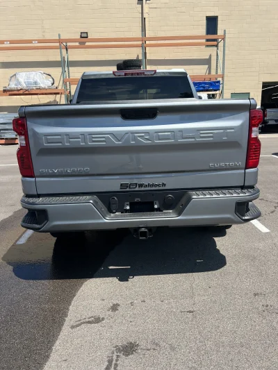 2026 CHEVY SILVERADO 1500 - LEVEL PACKAGE - STERLING GRAY (GXD) - 2026 CHEVY SILVERADO 1500 LEVEL - Image 12 of 15