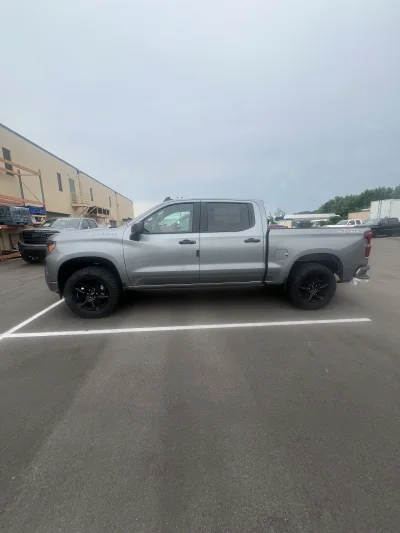 2026 CHEVY SILVERADO 1500 - LEVEL PACKAGE - STERLING GRAY (GXD) - 2026 CHEVY SILVERADO 1500 LEVEL - Image 4 of 15