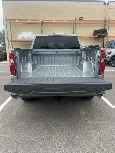 2026 CHEVY SILVERADO 1500 - LEVEL PACKAGE - STERLING GRAY (GXD) - 2026 CHEVY SILVERADO 1500 LEVEL - Image 11 of 15