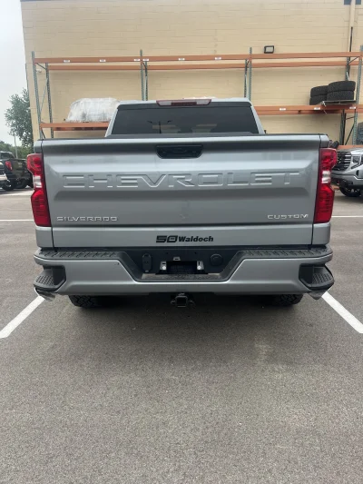 2026 CHEVY SILVERADO 1500 - LEVEL PACKAGE - STERLING GRAY (GXD) - 2026 CHEVY SILVERADO 1500 LEVEL - Image 12 of 15