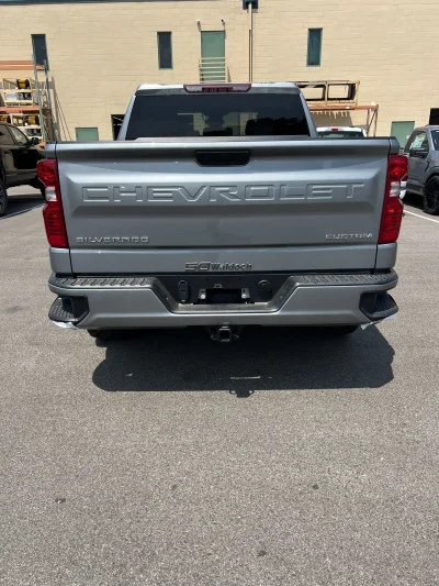 2026 CHEVY SILVERADO 1500 - LEVEL PACKAGE - STERLING GRAY (GXD) - 2026 CHEVY SILVERADO 1500 LEVEL - Image 12 of 15