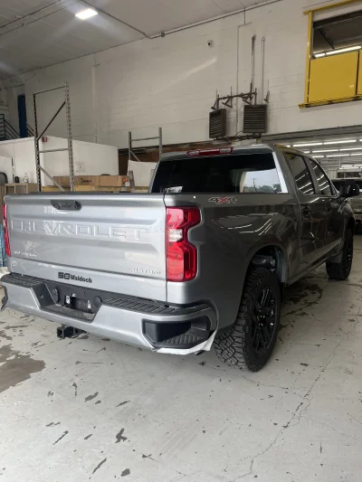 2026 CHEVY SILVERADO 1500 - LEVEL PACKAGE - STERLING GRAY (GXD) - 2026 CHEVY SILVERADO 1500 LEVEL - Image 13 of 15