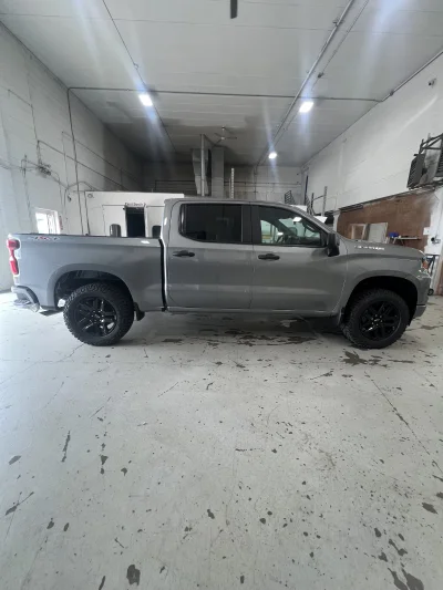 2026 CHEVY SILVERADO 1500 - LEVEL PACKAGE - STERLING GRAY (GXD) - 2026 CHEVY SILVERADO 1500 LEVEL - Image 5 of 15