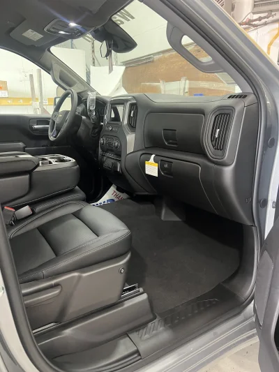 2026 CHEVY SILVERADO 1500 - LEVEL PACKAGE - STERLING GRAY (GXD) - 2026 CHEVY SILVERADO 1500 LEVEL - Image 7 of 15