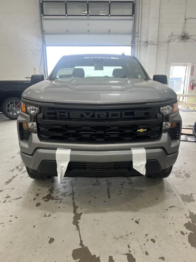 2026 CHEVY SILVERADO 1500 - LEVEL PACKAGE - STERLING GRAY (GXD) - 2026 CHEVY SILVERADO 1500 LEVEL - Image 2 of 15