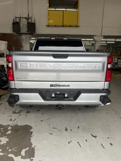 2026 CHEVY SILVERADO 1500 - LEVEL PACKAGE - STERLING GRAY (GXD) - 2026 CHEVY SILVERADO 1500 LEVEL - Image 12 of 15