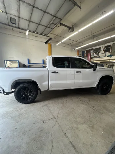 2026 CHEVY SILVERADO 1500 - LEVEL PACKAGE - SUMMIT WHITE (GAZ) - 2026 CHEVY SILVERADO 1500 LEVEL - Image 5 of 15