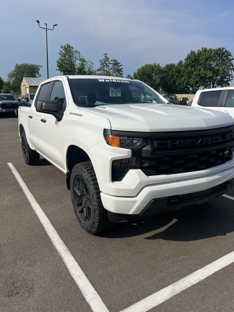 2026 Chevy Silverado 1500 - Level Package - Summit White (GAZ) by Waldoch Crafts