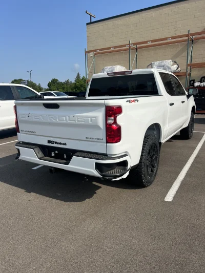 2026 CHEVY SILVERADO 1500 - LEVEL PACKAGE - SUMMIT WHITE (GAZ) - 2026 CHEVY SILVERADO 1500 LEVEL - Image 13 of 15