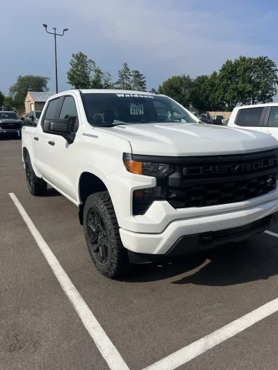 2026 CHEVY SILVERADO 1500 - LEVEL PACKAGE - SUMMIT WHITE (GAZ) - 2026 CHEVY SILVERADO 1500 LEVEL - Image 1 of 15