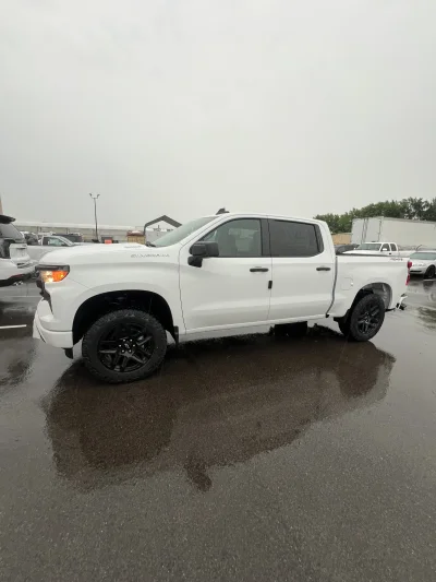 2026 CHEVY SILVERADO 1500 - LEVEL PACKAGE - SUMMIT WHITE (GAZ) - 2026 CHEVY SILVERADO 1500 LEVEL - Image 4 of 15