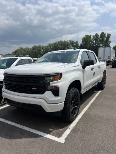 2026 CHEVY SILVERADO 1500 - LEVEL PACKAGE - STERLING GRAY (GXD) - 2026 CHEVY SILVERADO 1500 LEVEL - Image 4 of 15