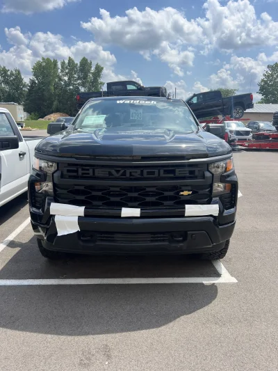 2026 CHEVY SILVERADO 1500 - LEVEL PACKAGE - BLACK (GBA) - 2026 CHEVY SILVERADO 1500 LEVEL - Image 2 of 14