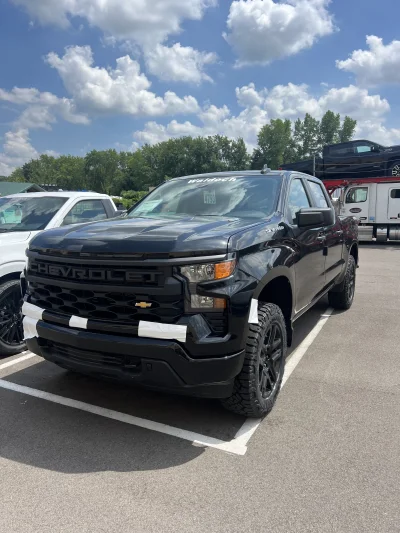 2026 CHEVY SILVERADO 1500 - LEVEL PACKAGE - BLACK (GBA) - 2026 CHEVY SILVERADO 1500 LEVEL - Image 3 of 14