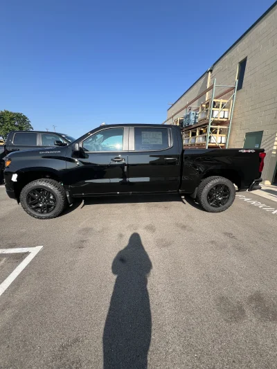 2026 CHEVY SILVERADO 1500 - LEVEL PACKAGE - BLACK (GBA) - 2026 CHEVY SILVERADO 1500 LEVEL - Image 4 of 15