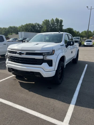 2026 CHEVY SILVERADO 1500 - LEVEL PACKAGE - SUMMIT WHITE (GAZ) - 2026 CHEVY SILVERADO 1500 LEVEL - Image 3 of 15