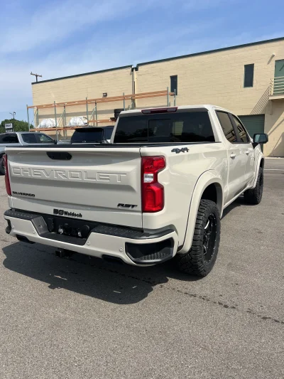 2026 CHEVY SILVERADO 1500 - LEVEL PACKAGE - WHITE SANDS (G42) - 2026 CHEVY SILVERADO 1500 LEVEL - Image 12 of 15