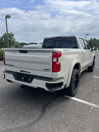 2026 CHEVY SILVERADO 1500 - LEVEL PACKAGE - WHITE SANDS (G42) - 2026 CHEVY SILVERADO 1500 LEVEL - Image 13 of 15