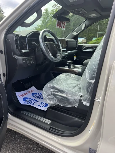 2026 CHEVY SILVERADO 1500 - LEVEL PACKAGE - WHITE SANDS (G42) - 2026 CHEVY SILVERADO 1500 LEVEL - Image 6 of 15