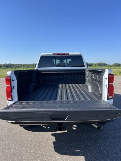 2026 CHEVY SILVERADO 2500 - LEVEL PACKAGE - SUMMIT WHITE (GAZ) - 2026 CHEVY SILVERADO 1500 LEVEL - Image 16 of 19
