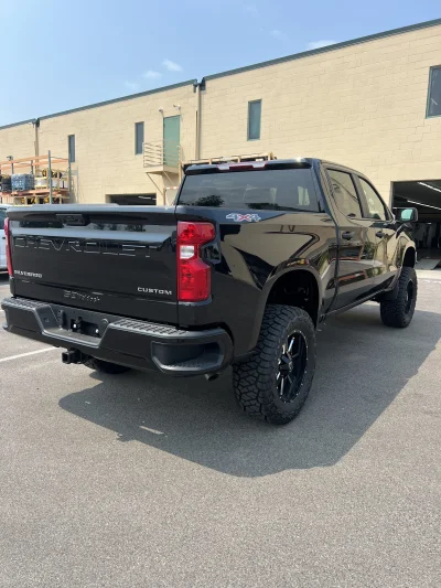2026 CHEVY SILVERADO 1500 - LIFT PACKAGE - BLACK (GBA) - 2026 CHEVY SILVERADO 1500 LIFT - Image 12 of 15