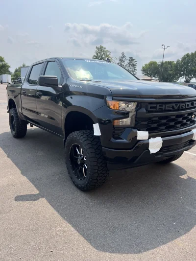 2026 CHEVY SILVERADO 1500 - LIFT PACKAGE - BLACK (GBA) - 2026 CHEVY SILVERADO 1500 LIFT - Image 1 of 15