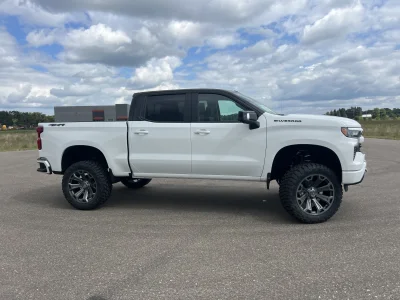 CUSTOM CHEVY SILVERADO LIFT PACKAGE BUILT BY WALDOCH - 2026 CHEVY SILVERADO 1500 LIFT - Image 4 of 18