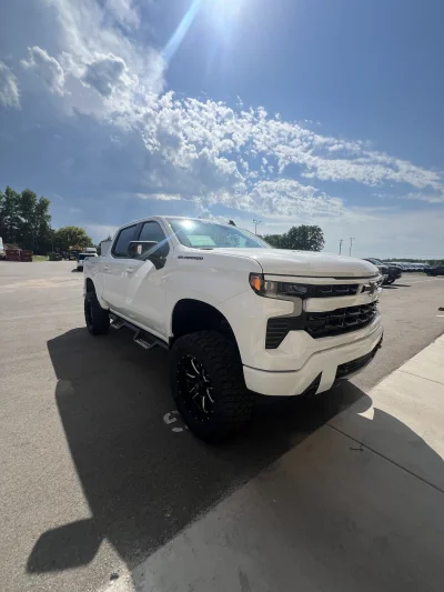 CUSTOM CHEVY SILVERADO 1500 LIFT PACKAGE BUILT BY THE BEST BUILT BY WALDOCH - 2026 CHEVY SILVERADO 1500 LIFT - Image 3 of 12