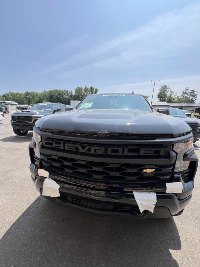 2026 CHEVY SILVERADO 1500 - BASIC PACKAGE - BLACK (GBA) - 2026 CHEVY SILVERADO 1500 LIFT - Image 2 of 15