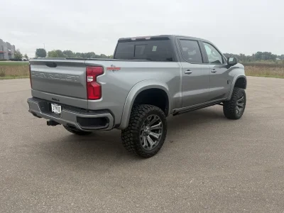 2026 CHEVY SILVERADO RAMPAGE STERLING GRAY WITH TUX TOP - 2026 CHEVY SILVERADO 1500 RAMPAGE - Image 10 of 10
