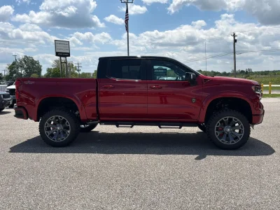CUSTOM CHEVY LIFTED TRUCK 2026 1500 SILVERADO RAMPAGE EDITION WALDOCH TRUCKS BEST LIFTED CHEVY 1500 - 2026 CHEVY SILVERADO 1500 RAMPAGE - Image 4 of 14