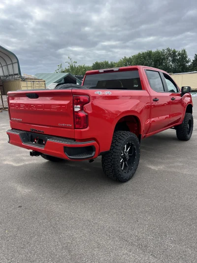 2026 CHEVY SILVERADO 1500 - LIFT PACKAGE - RED HOT (G7C) - 2026 CHEVY SILVERADO 1500 - Image 5 of 15