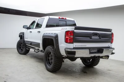 WHITE - 2014 CHEVY  CUSTOM - Image 12 of 14