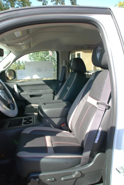 OLDER - 2014 CHEVY  CUSTOM - Image 4 of 5