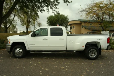 CUSTOM TRUCK - 2014 CHEVY  CUSTOM - Image 3 of 26